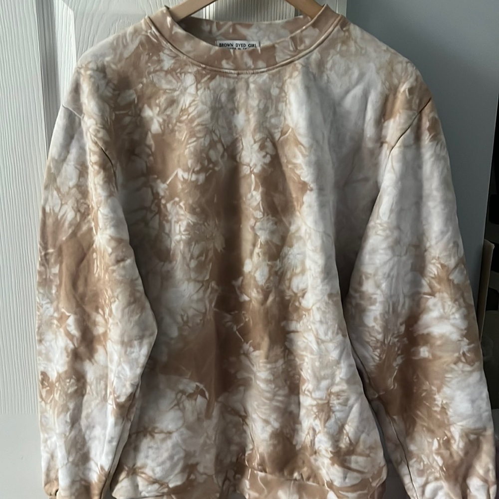 brown and white tie dye crew neck